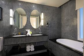 Hotel DeBrett
