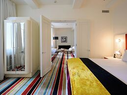 Hotel DeBrett