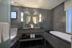 Hotel DeBrett
