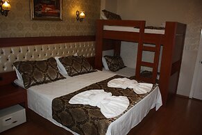 Big Apple Hotel