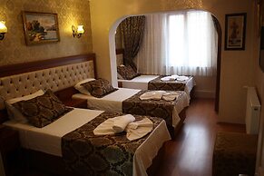 Big Apple Hotel