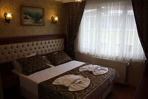 Big Apple Hotel