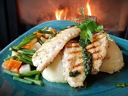 Rafter'S Gastropub
