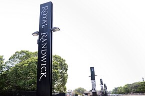 Avoca Randwick by Sydney Lodges