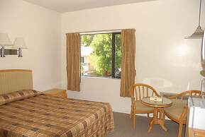 Hotel DeOro