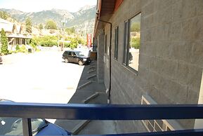 Hotel DeOro