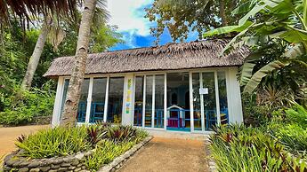 Coco Grove Beach Resort