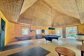 Coco Grove Beach Resort