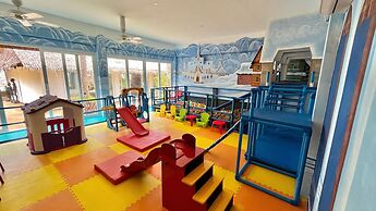 Coco Grove Beach Resort