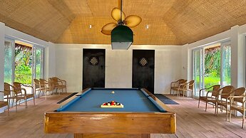 Coco Grove Beach Resort