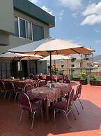 Americana Hotel