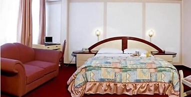 Americana Hotel