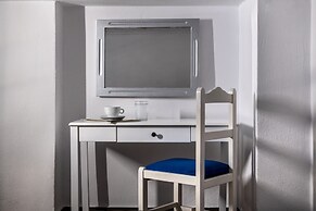 Rivari Hotel