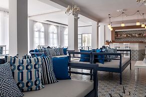 Rivari Hotel