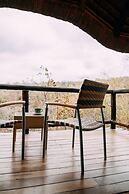 Tshwene Lodge