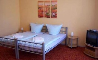 Hotel Pension Streuhof Berlin