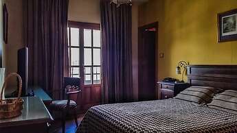 Hotel Almona