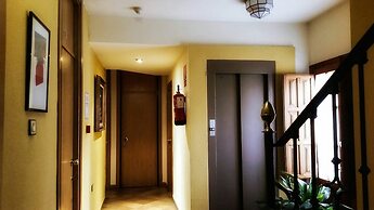 Hotel Almona