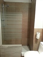 Hotel Almona