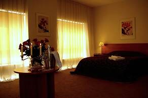 Centre Hotel