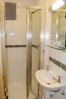 Parkway Guesthouse