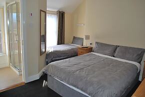 Parkway Guesthouse