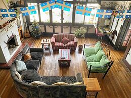 Hostal Little Castle - Hostel