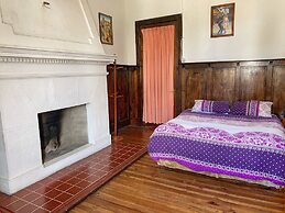 Hostal Little Castle - Hostel