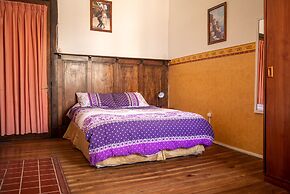 Hostal Little Castle - Hostel