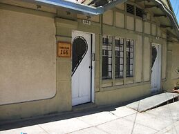 Hostal Little Castle - Hostel