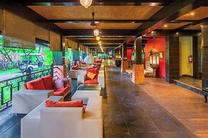 O Hotel Goa, Candolim Beach