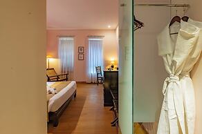 O Hotel Goa, Candolim Beach