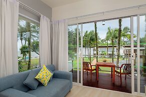 The Briza Beach Resort Khaolak