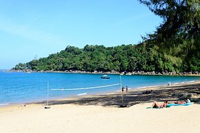 The Briza Beach Resort Khaolak