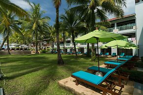 The Briza Beach Resort Khaolak