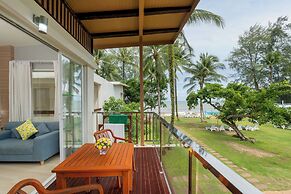 The Briza Beach Resort Khaolak