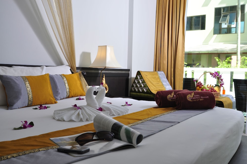 Baan Karonburi Resort