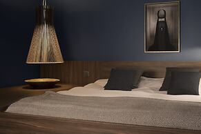 COMMUNE suites