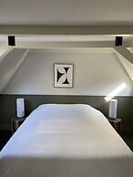 COMMUNE suites