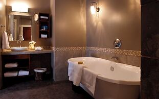 Grande Rockies Resort - Bellstar Hotels & Resorts