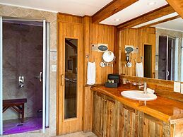 Charming Residences & Suites with Private Spa