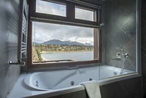 Charming Residences & Suites with Private Spa
