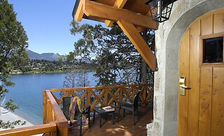 Charming Residences & Suites with Private Spa