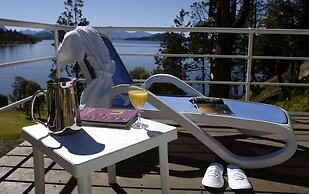 Charming Residences & Suites with Private Spa