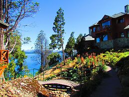 Charming Residences & Suites with Private Spa