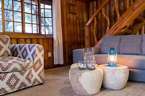 Rhino River Lodge