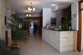 Anna Hotel Apartments