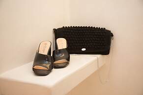 Markakis Studios Fira
