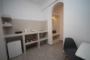 Markakis Studios Fira