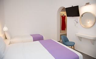 Markakis Studios Fira